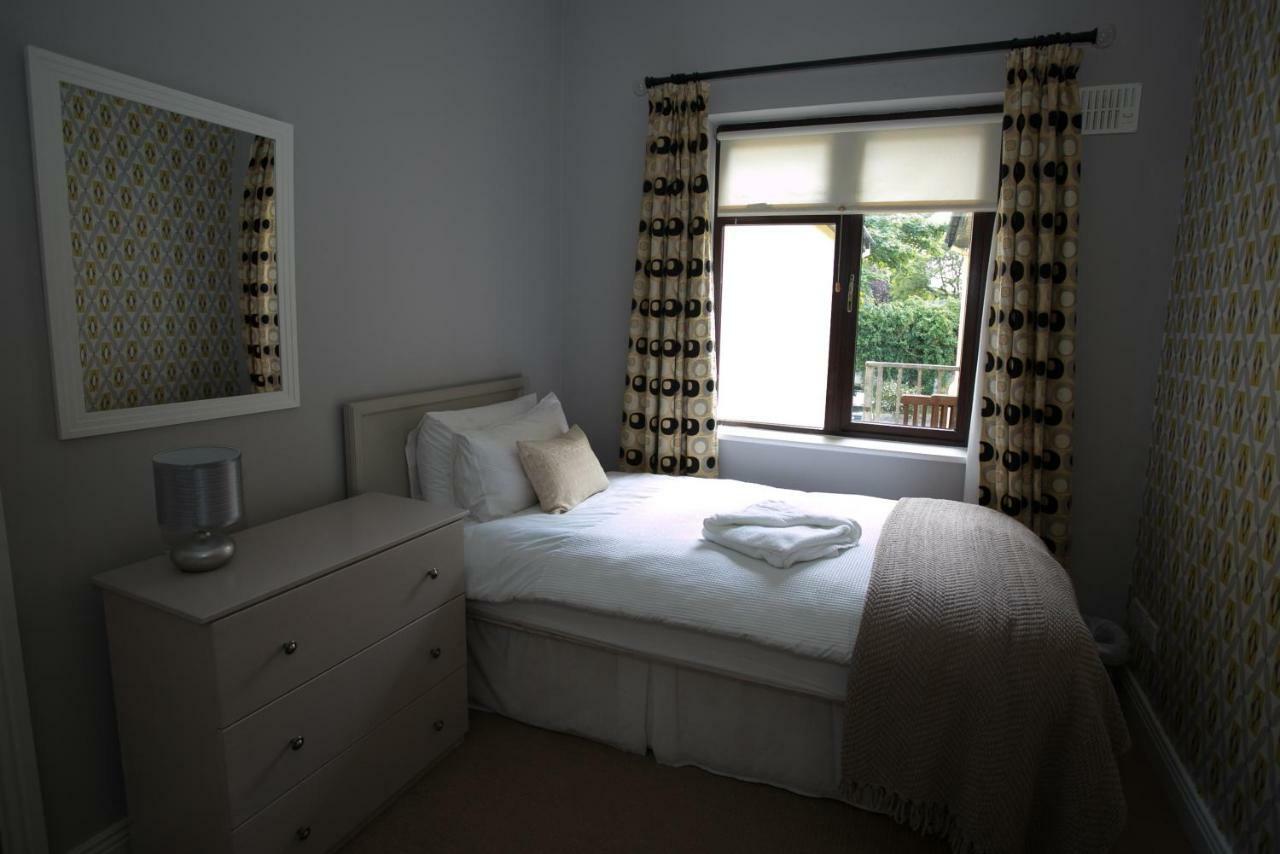 Cathedral View Apartments Longford Esterno foto