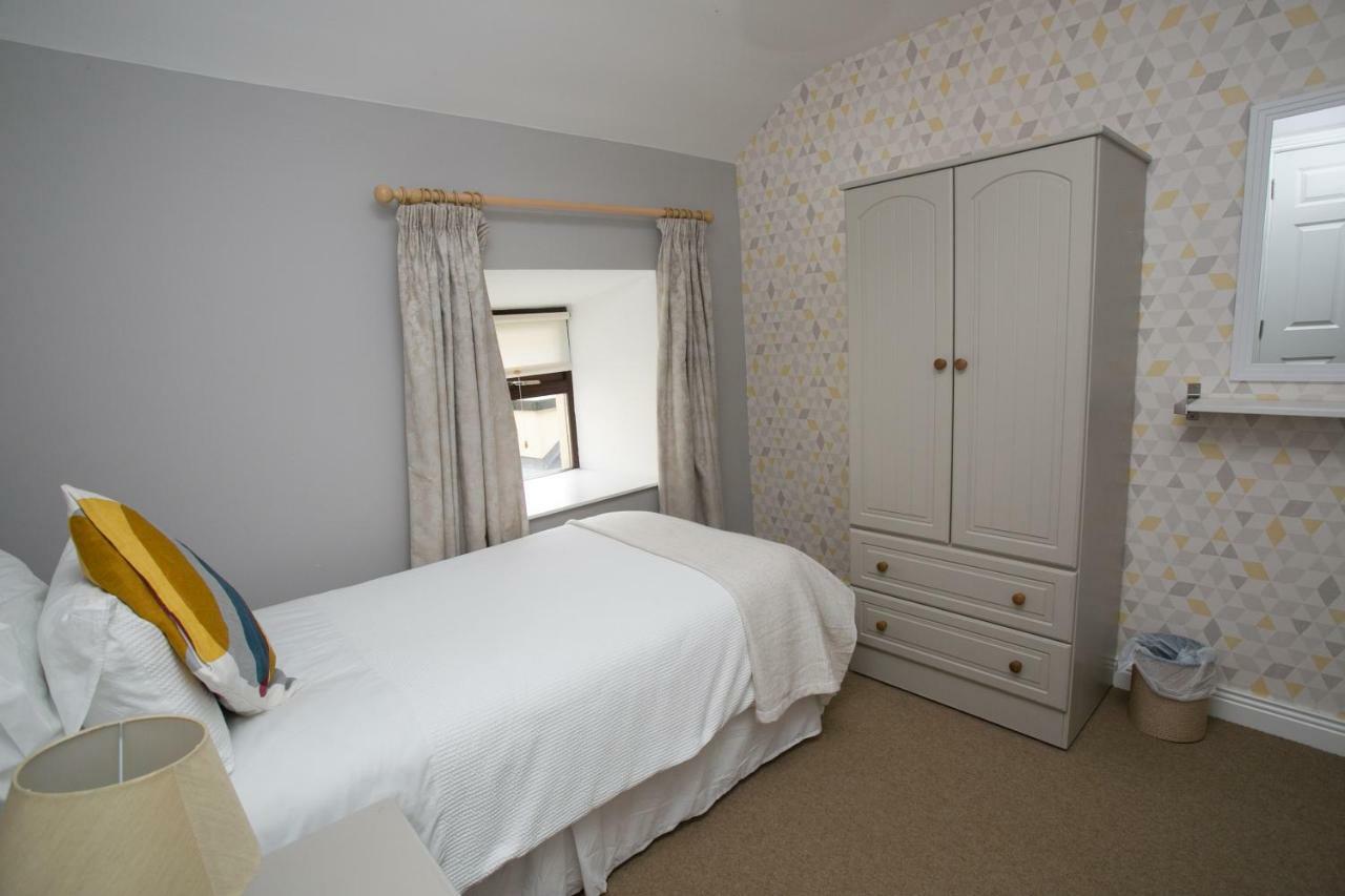 Cathedral View Apartments Longford Esterno foto