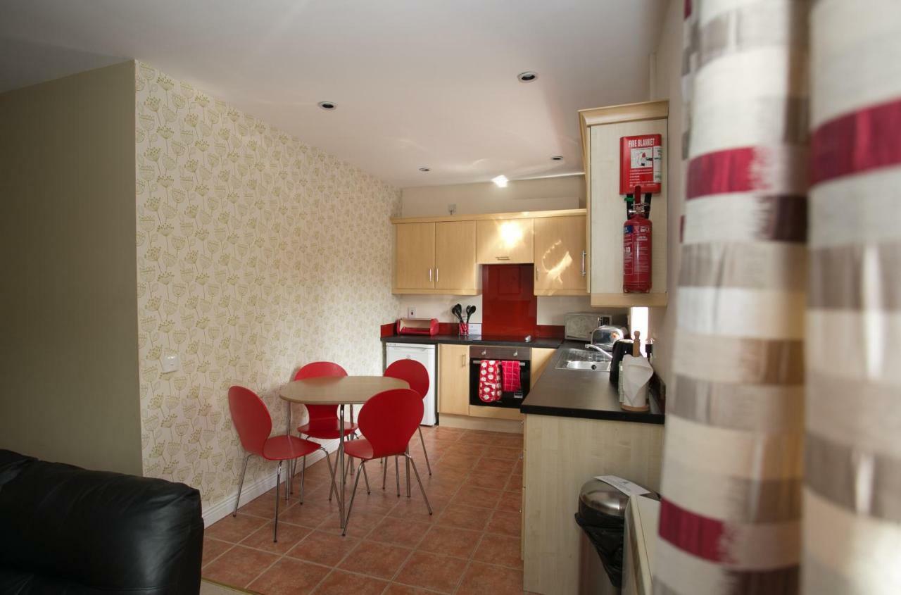 Cathedral View Apartments Longford Esterno foto