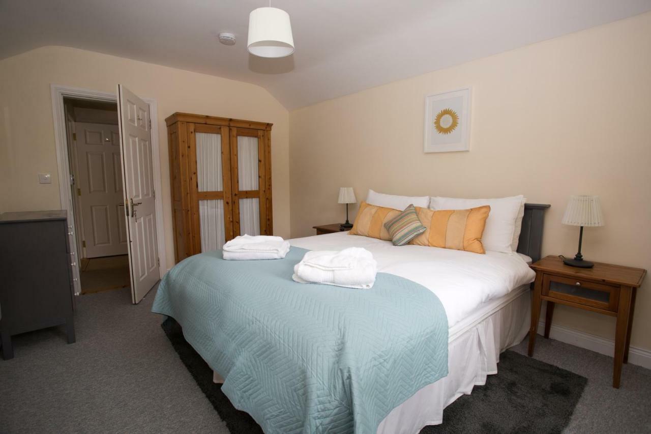 Cathedral View Apartments Longford Esterno foto